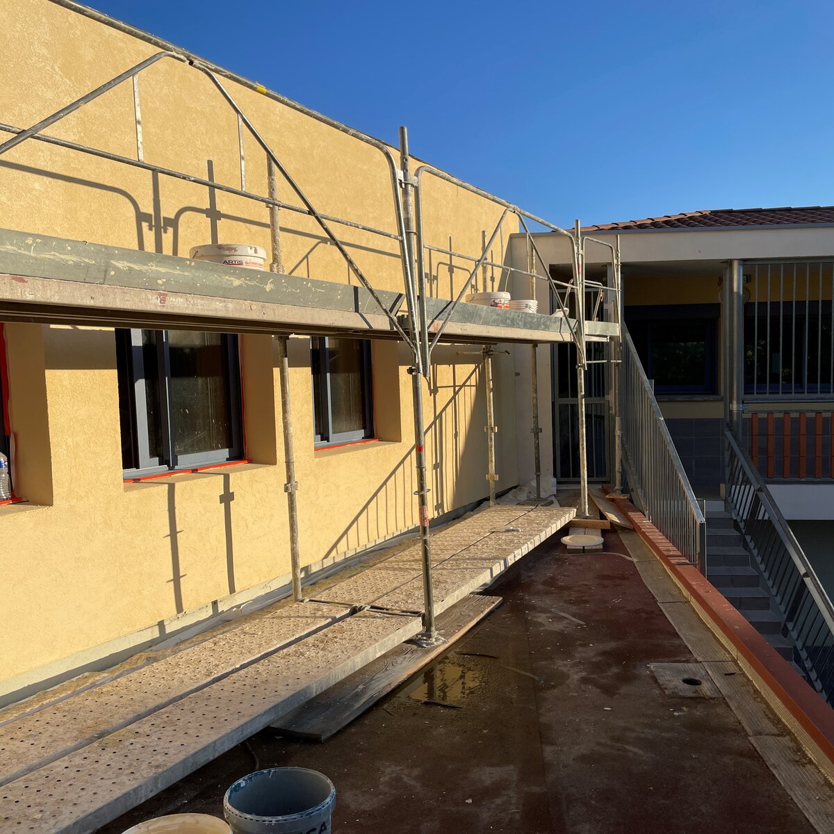 Application de la finition RPE aspect taloché